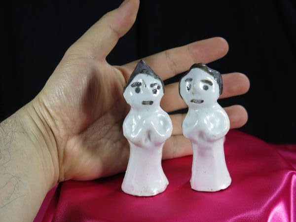 Amazon.co.jp: c李朝鉄絵人形一対李朝時代磁器朝鮮半島/仏具仏教祭具